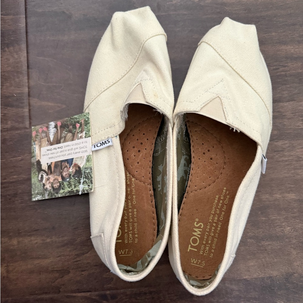 Tom’s Classic Canvas Slip On